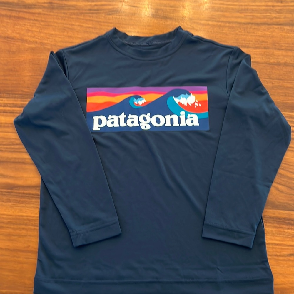 Boys Patagonia Capilene Cool Daily Long Sleeve T-Shirt, Sixe XS (5-6)